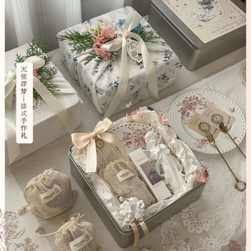 Aromatherapy candle gift box birthday gift girls girlfriends wrapping cloth hand gift box bridesmaid new wedding housewarming